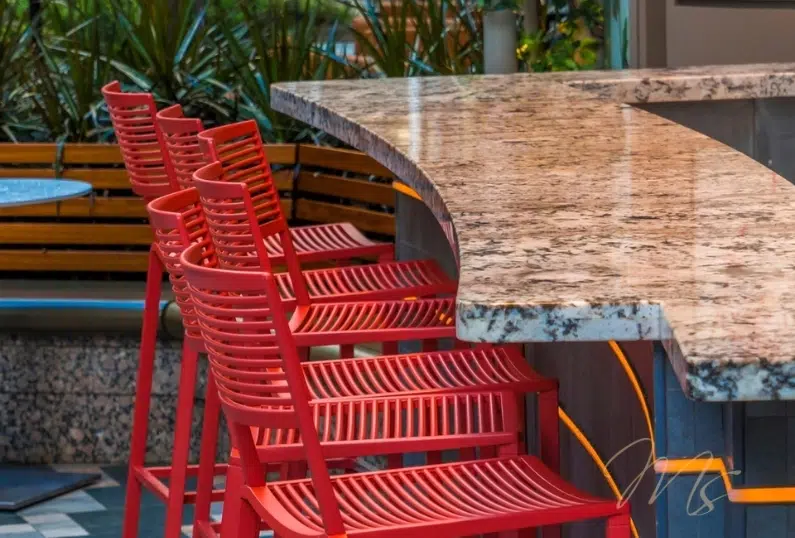 5 Reasons Why Granite is Perfect for Bar & Restaurant Countertops