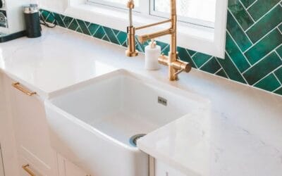 How Bespoke Porcelain Sinks Complement Premium Stone Worktops